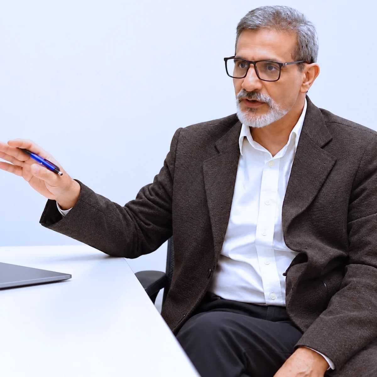 Dr. Hamid Afshar